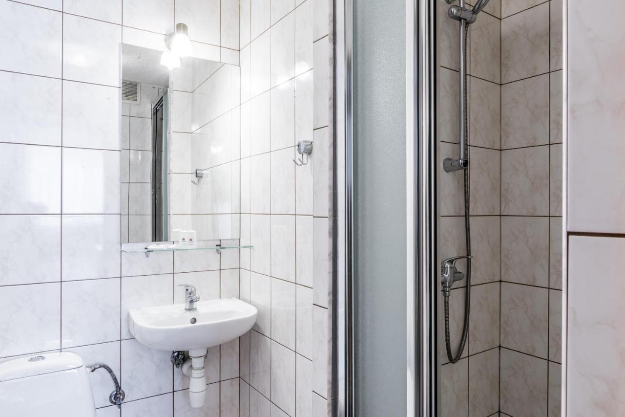 Bialy - 600m Krupowki Bed & Breakfast Zakopane