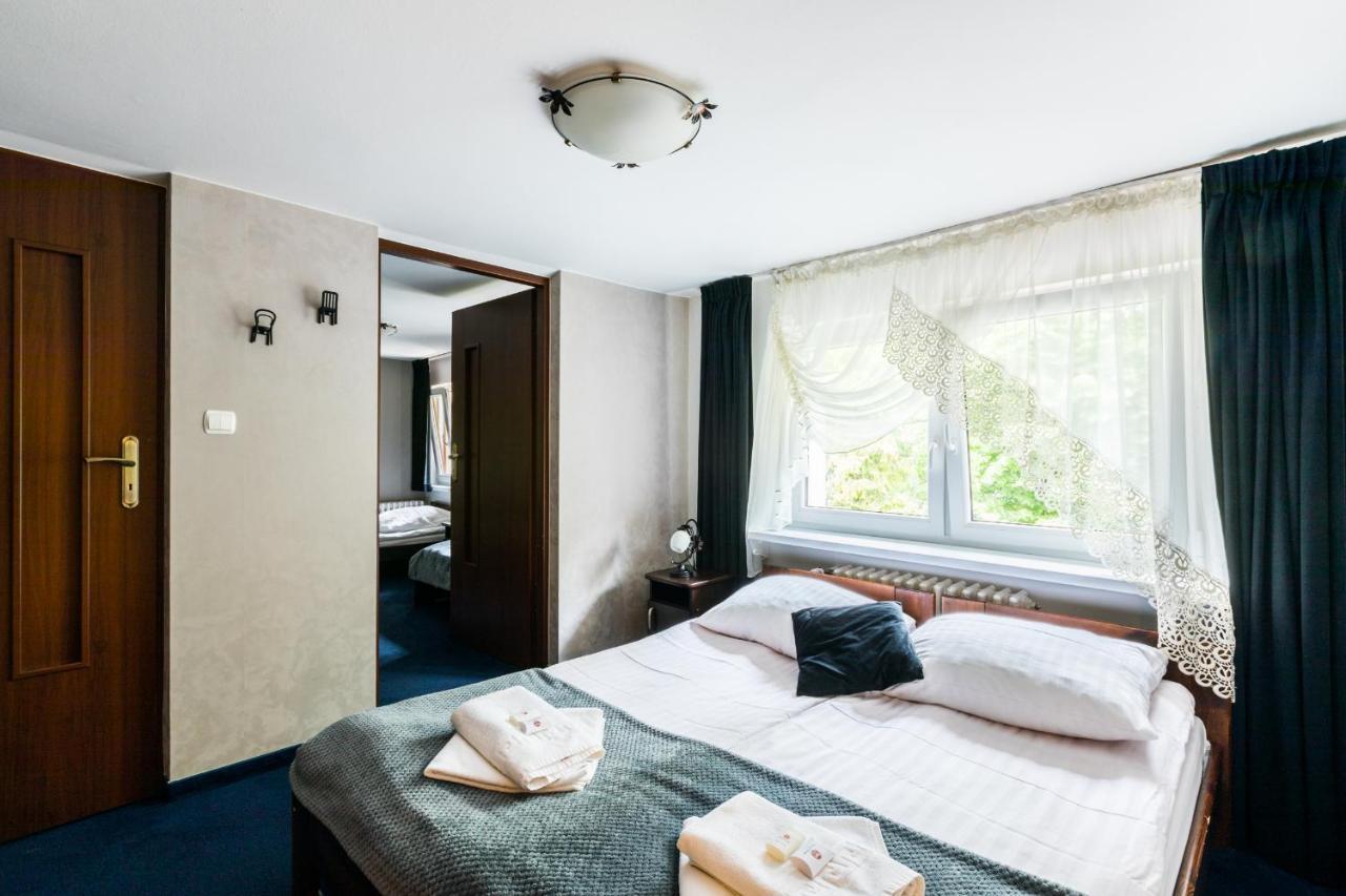 Bed & Breakfast Bialy - 600m Krupowki