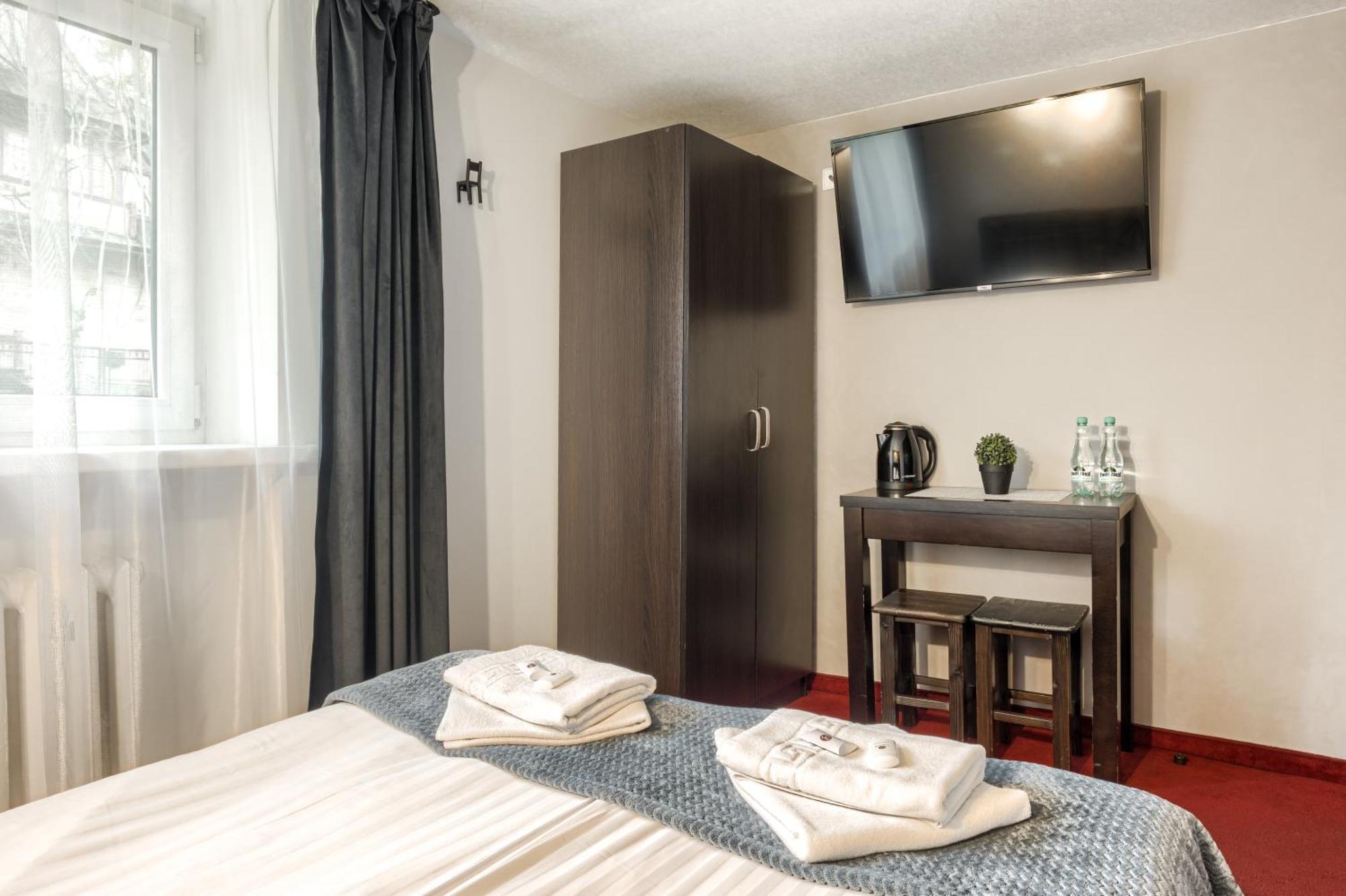 Bed & Breakfast Bialy - 600m Krupowki *